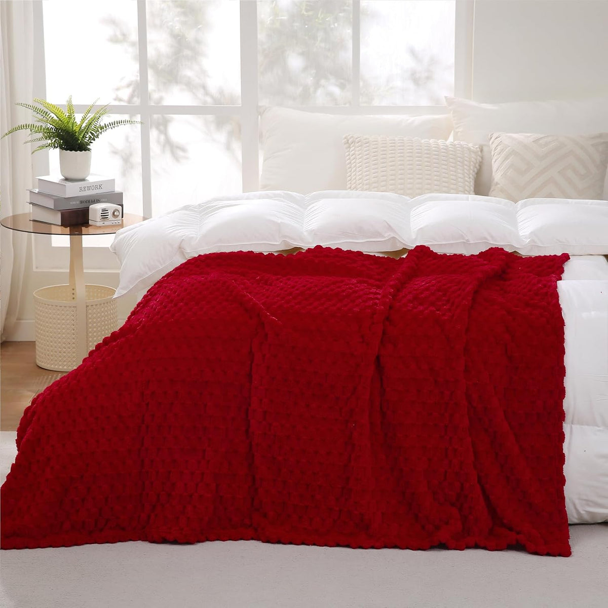 Red Throw Blanket 50"×60" inches Gifts for Mom Fuzzy 3D Jacquard Decorative