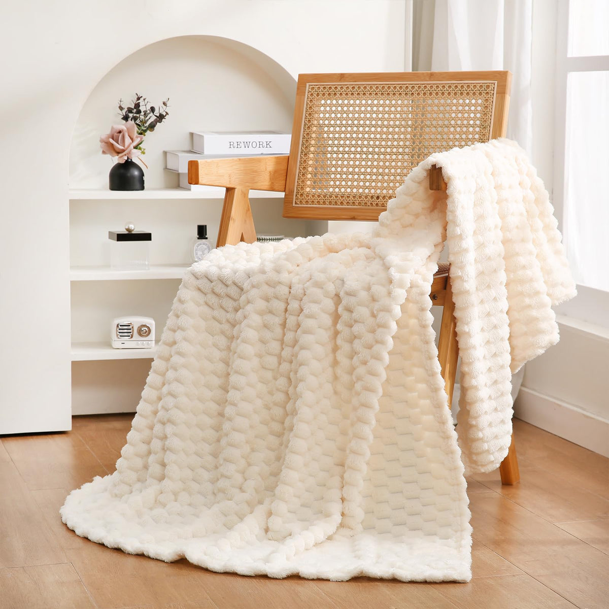 Red Throw Blanket 50"×60" inches Gifts for Mom Fuzzy 3D Jacquard Decorative