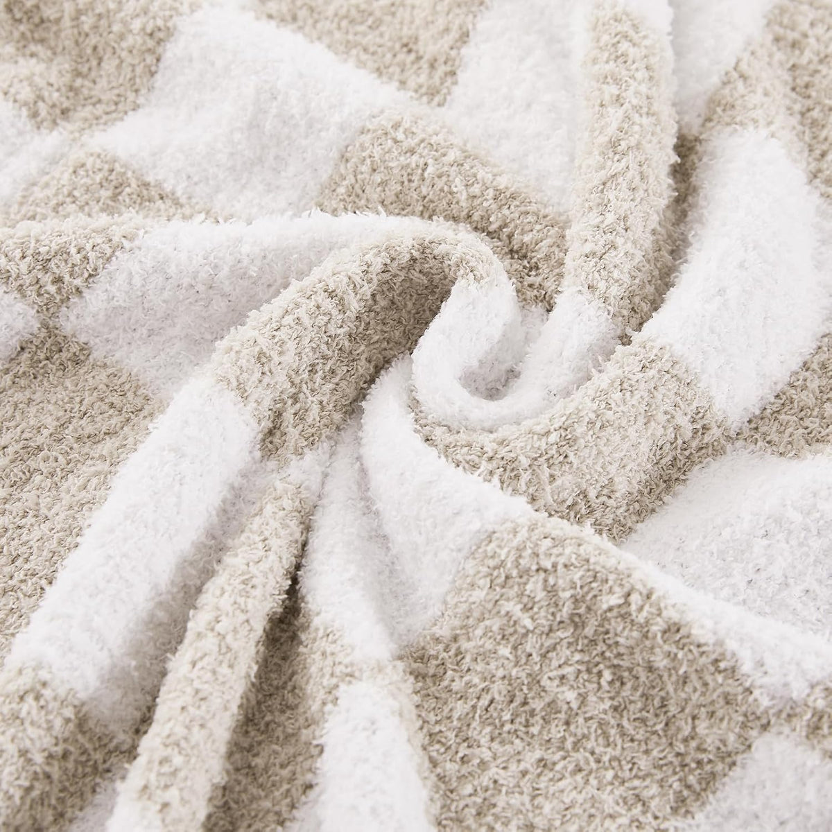Checkered Throw Blanket for Couch, Soft Cozy Warm Knitted Blankets
