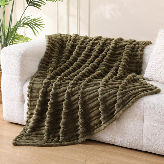 Puncuntex Olive Green Soft Throw Blanket 50"×60" for Couch Cozy 3D Striped