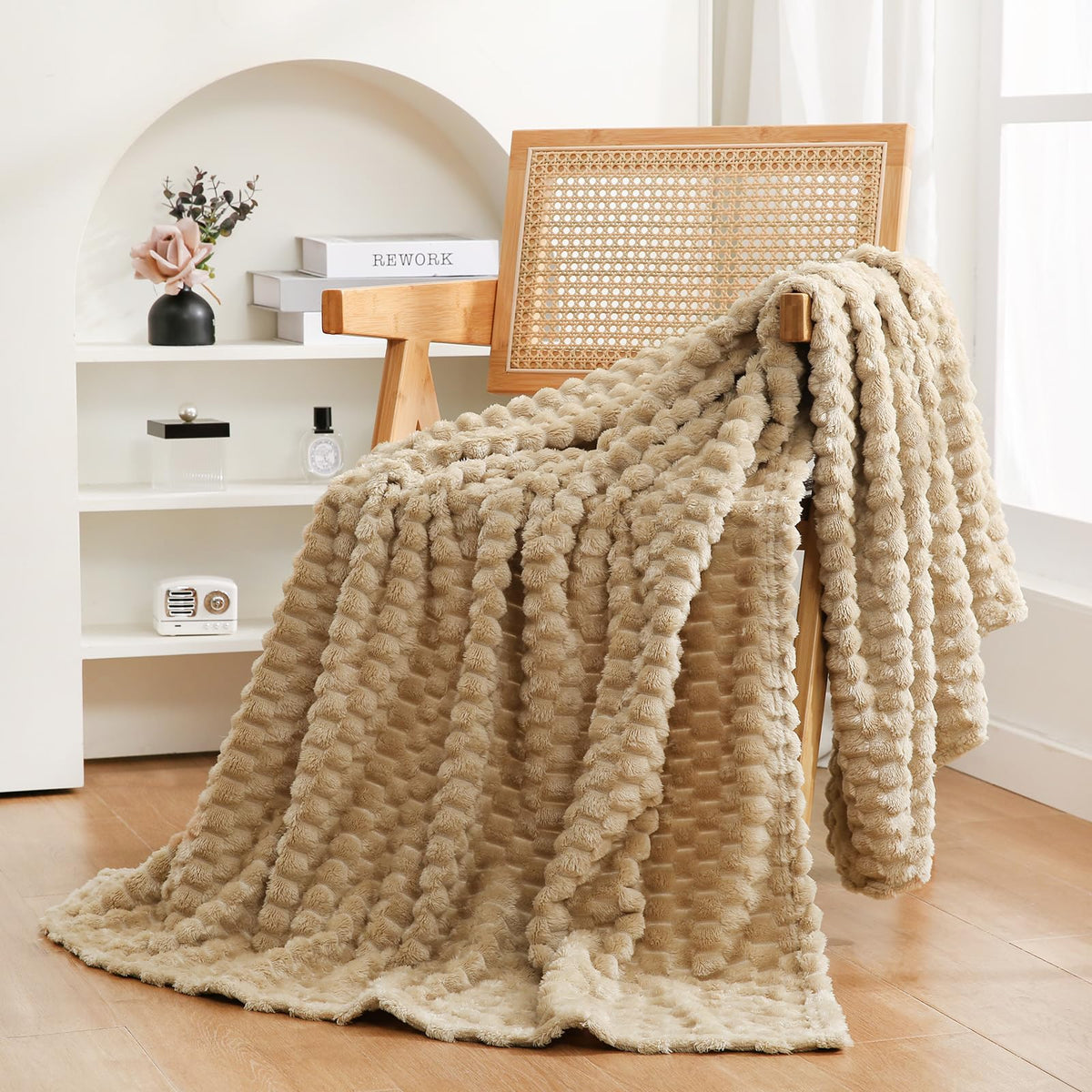 Red Throw Blanket 50"×60" inches Gifts for Mom Fuzzy 3D Jacquard Decorative