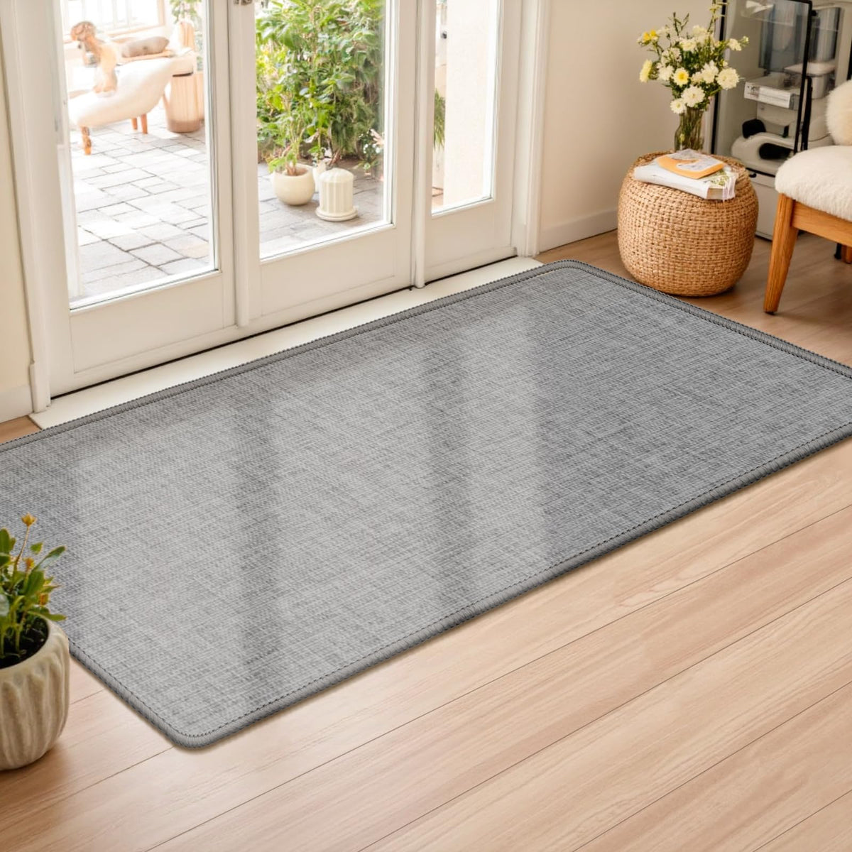 LEKEEPGO Ultra Thin Indoor Door Mat 17"x29", Non Slip Door Mat, Khaki