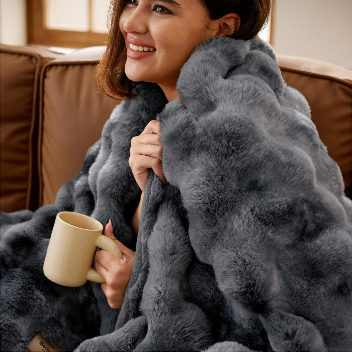 Bedsure Fluffy Bubble Faux Fur Throw Blanket, 50"x60", Tie-dye Taupe