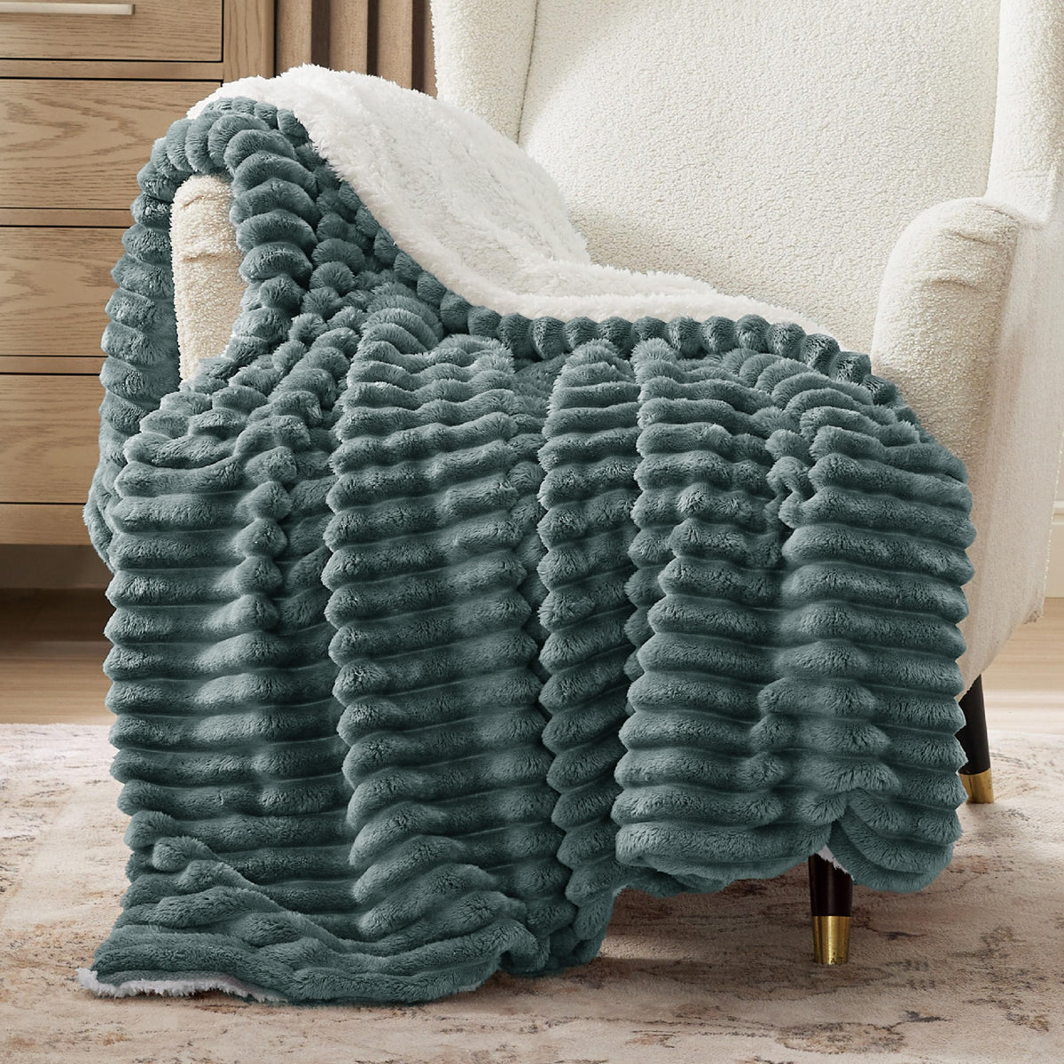 Bedsure Sherpa Throw Blanket for Couch - Super Soft, Comfort Cozy Fleece Thick Warm Blanket for Women, GentleSoft Plush & Fluffy Winter Throw Gift for Women, Room Decor, Beige, 50x60 Inches
