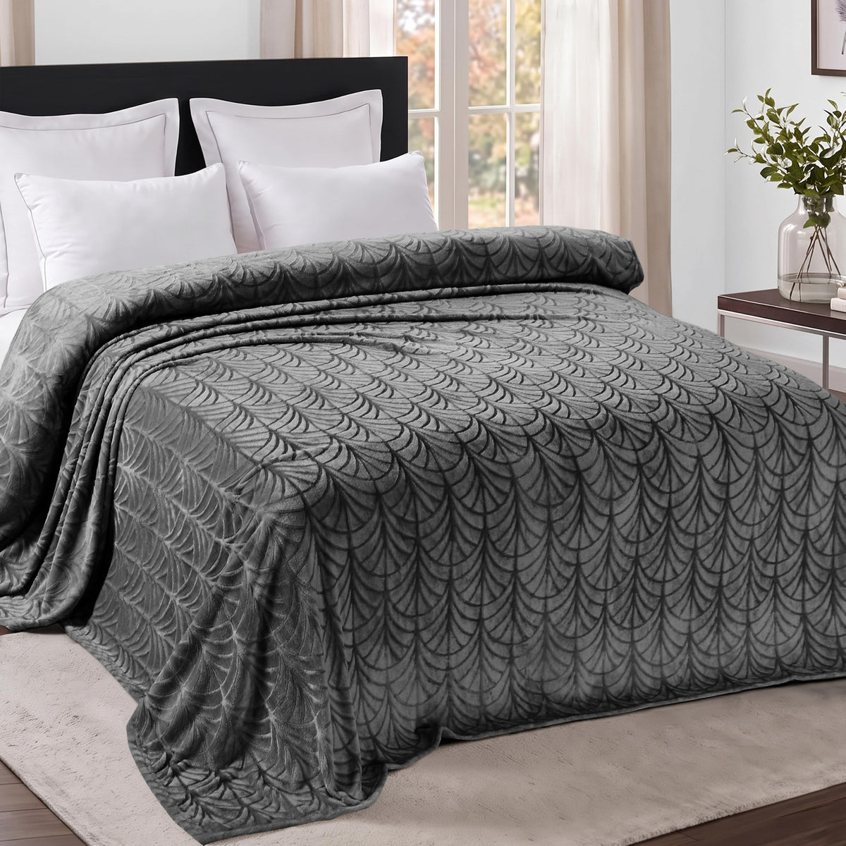 Whale Flotilla Soft Flannel Fleece Throw Blanket for Couch, Olive Green