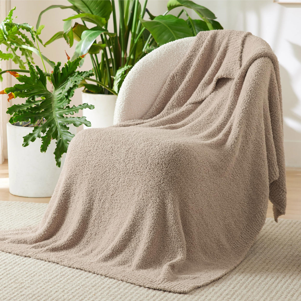 Bedsure Beige Fall Throw Blanket for Couch, Cozy Soft Checkered Blanket, Lightweight Warm Knit Fluffy Throw Blankets for Bed Sofa, Camping, Picnic, Travel, Gifts for Women Men, 50x60 Inches