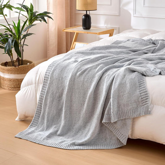 Amazon Basics Chunky Chenille Knit Throw Blanket for Couch, Bed and Sofa, Soft and Warm Lightweight Jersey, 50"×60", Grey
