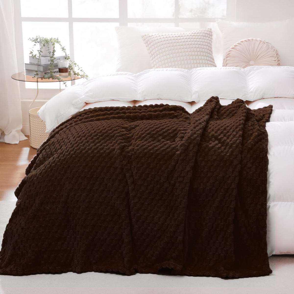 Red Throw Blanket 50"×60" inches Gifts for Mom Fuzzy 3D Jacquard Decorative
