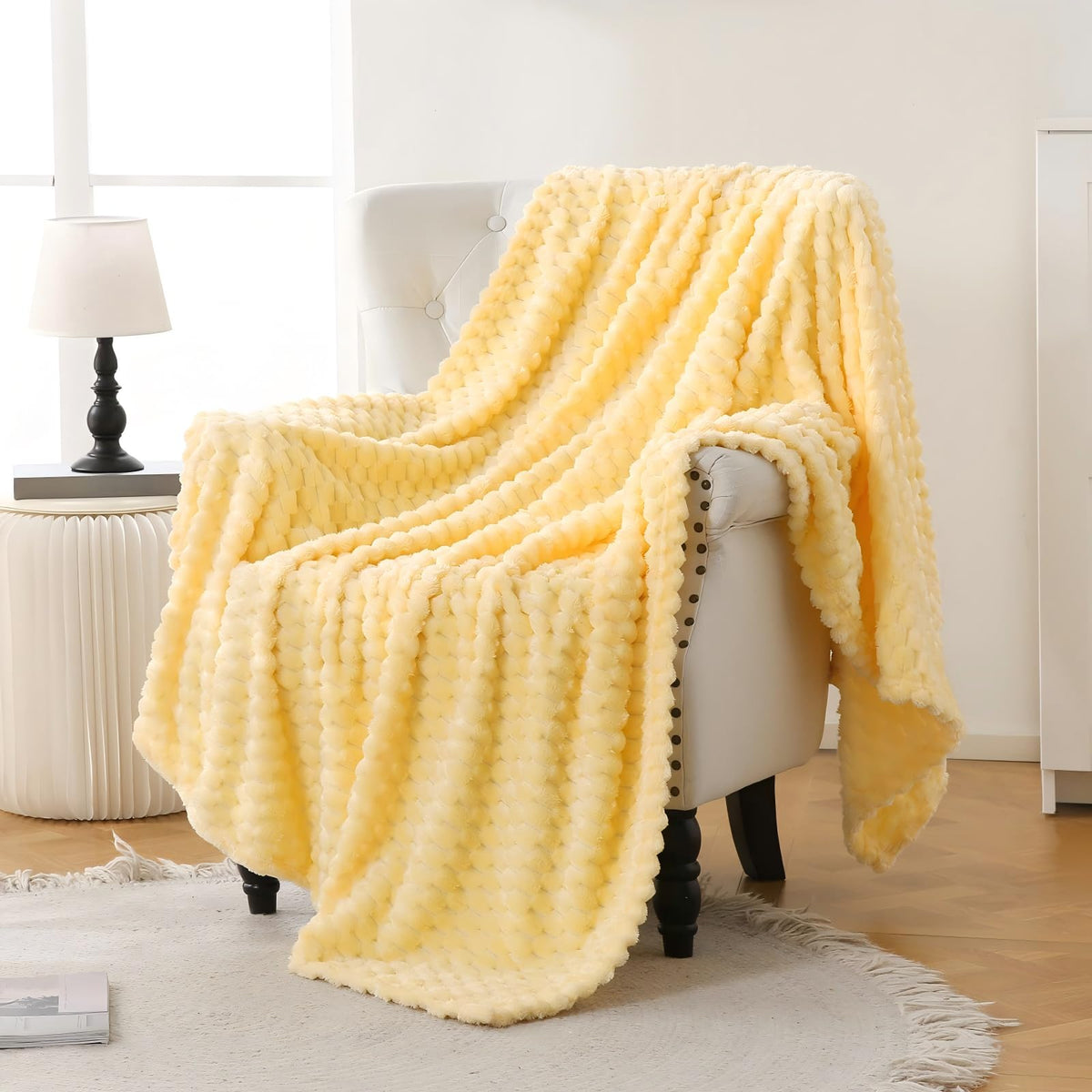 Bnuitland Burnt Orange Flannel Throw Blanket (50X40 inches), 300 GSM Fleece Cozy Warm Soft Lightweight Bed Sofa Blanket for Babys and Pets, Suitable for All Seasons