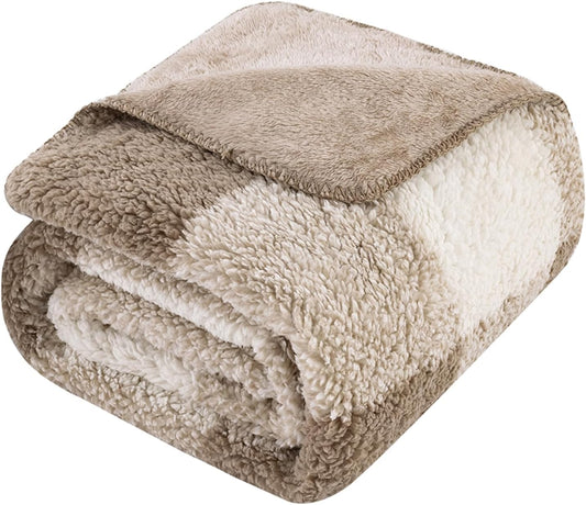 LURKA Checkered Sherpa Fleece Throw Blanket for Couch & Bed, Khaki 50x60
