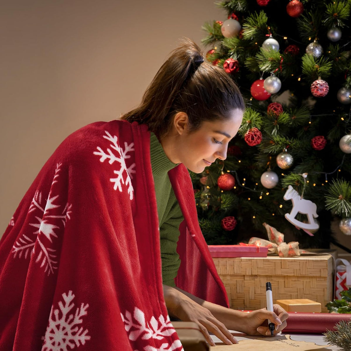 BEDELITE Christmas Throw Blanket for Decor & Gift, Red Snowflake, 50"x60"