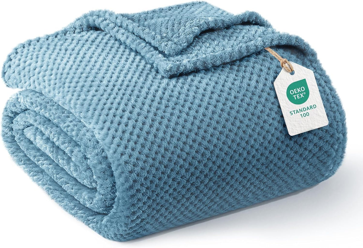 Exclusivo Mezcla Large Waffle Fleece Throw Blanket for Couch, Slate Blue