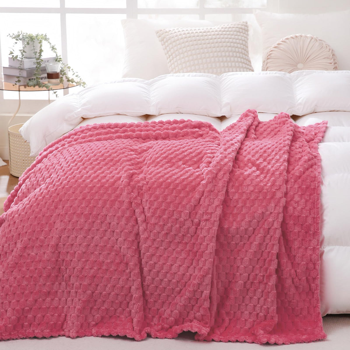 Red Throw Blanket 50"×60" inches Gifts for Mom Fuzzy 3D Jacquard Decorative