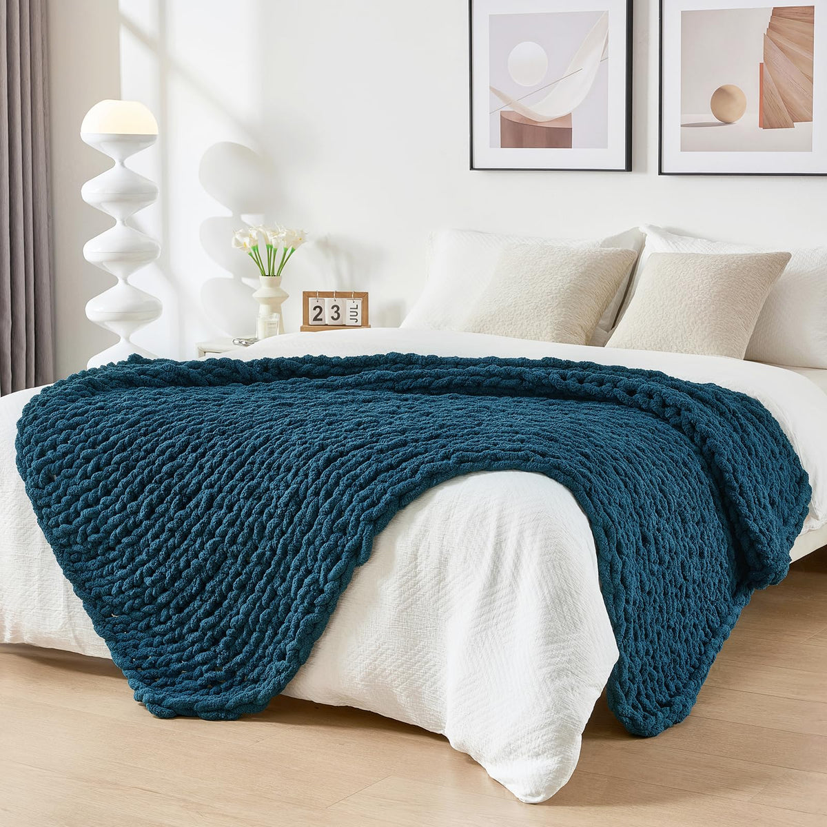 Bigacogo Chunky Knit Throw Blanket for Couch, 40x60 inches, Beige