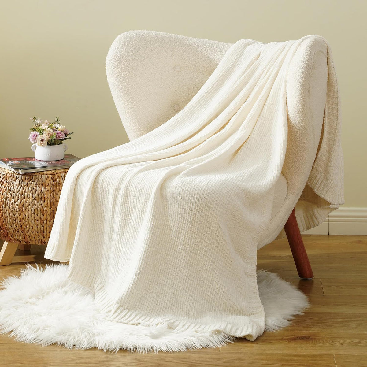 Chenille Throw Blanket for Couch, Knit Throw Blanket 51"x67", Ivory White