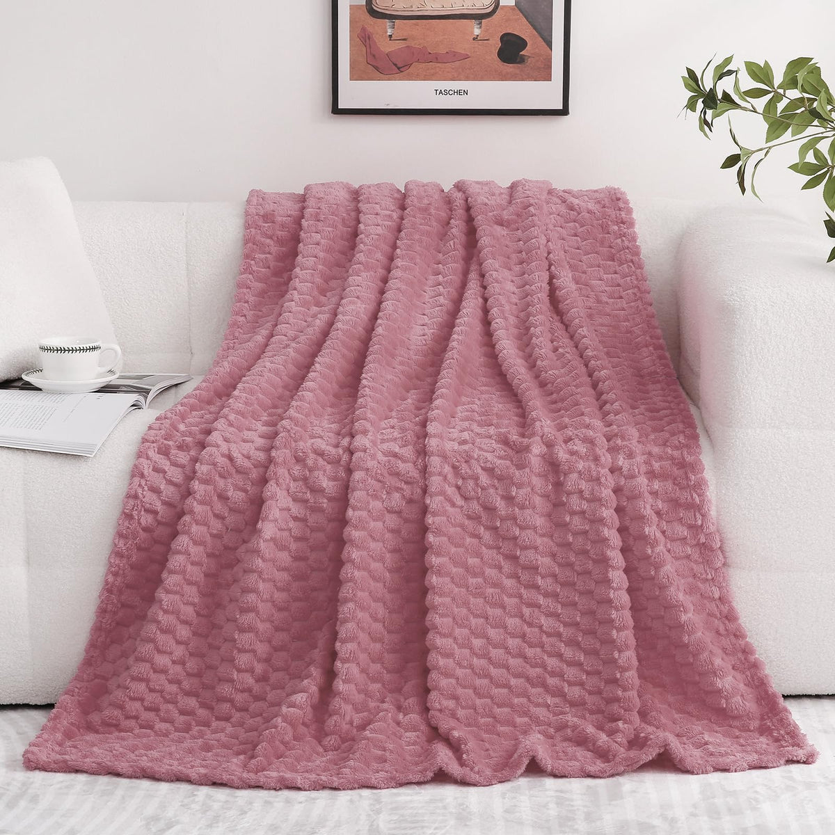 Red Throw Blanket 50"×60" inches Gifts for Mom Fuzzy 3D Jacquard Decorative