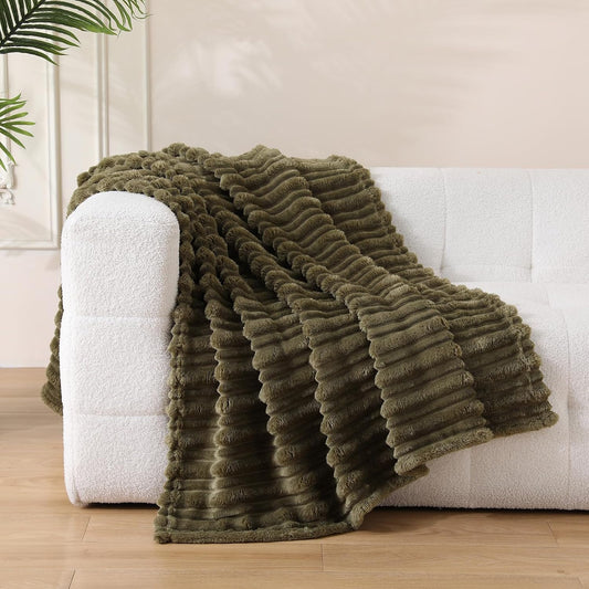 Puncuntex Olive Green Soft Throw Blanket 50"×60" for Couch Cozy 3D Striped