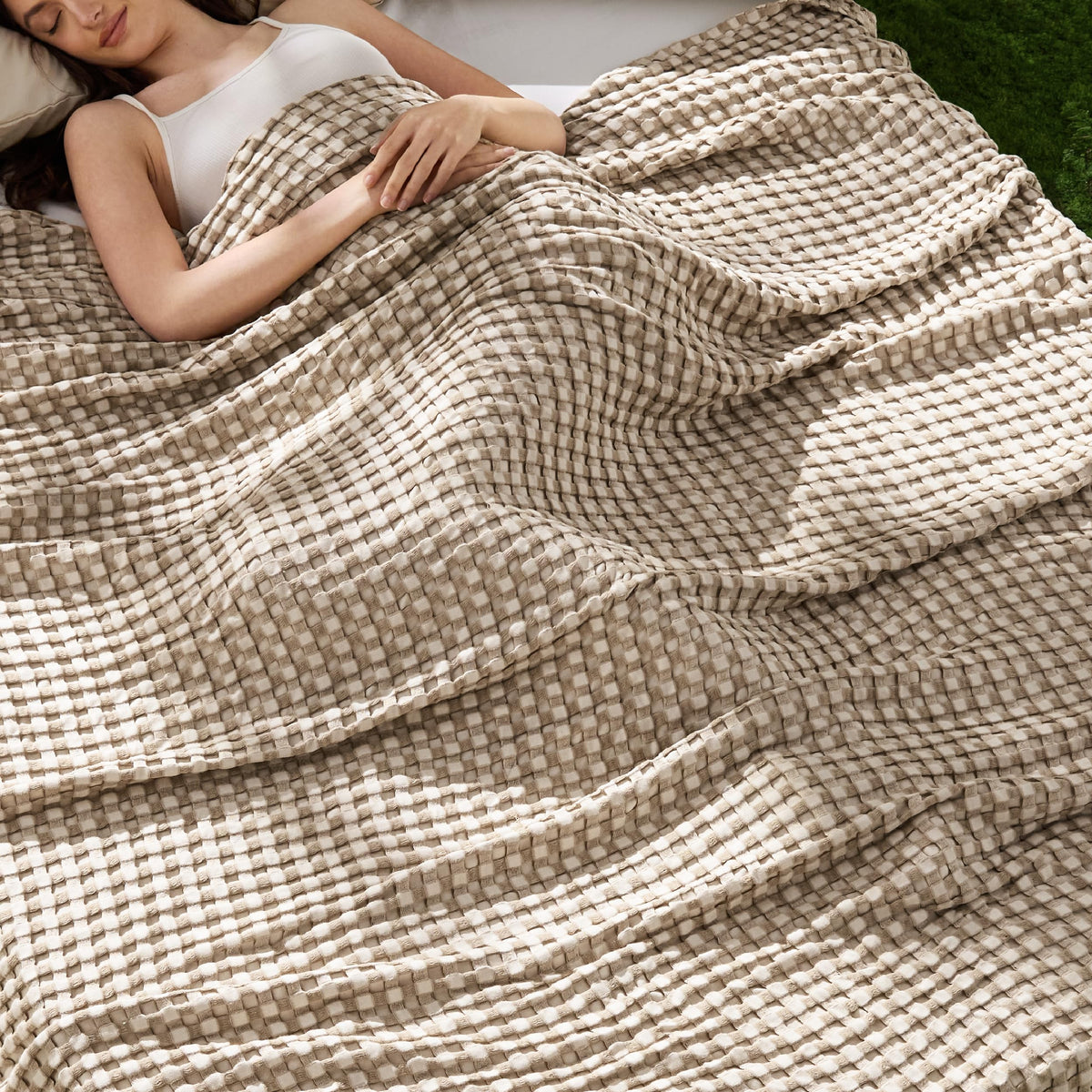 Bedsure Cooling Waffle Blanket for Hot Sleepers, Natural, King, 104" X 90"