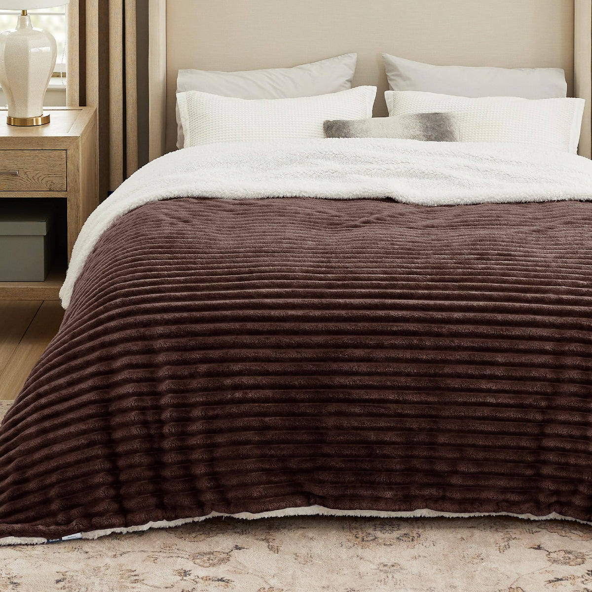 Bedsure Sherpa Throw Blanket for Couch - Super Soft, Comfort Cozy Fleece Thick Warm Blanket for Women, GentleSoft Plush & Fluffy Winter Throw Gift for Women, Room Decor, Beige, 50x60 Inches