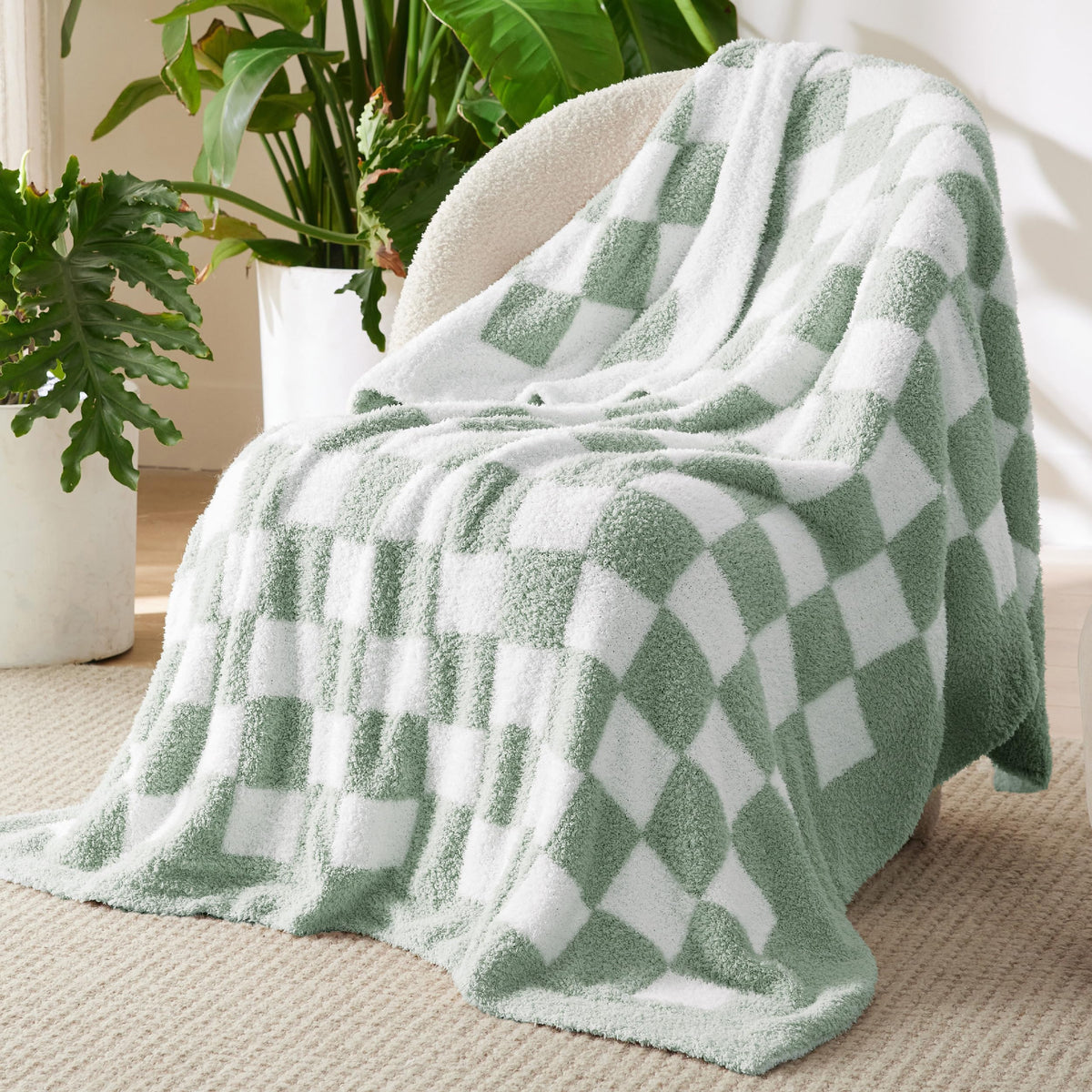 Bedsure Beige Fall Throw Blanket for Couch, Cozy Soft Checkered Blanket, Lightweight Warm Knit Fluffy Throw Blankets for Bed Sofa, Camping, Picnic, Travel, Gifts for Women Men, 50x60 Inches
