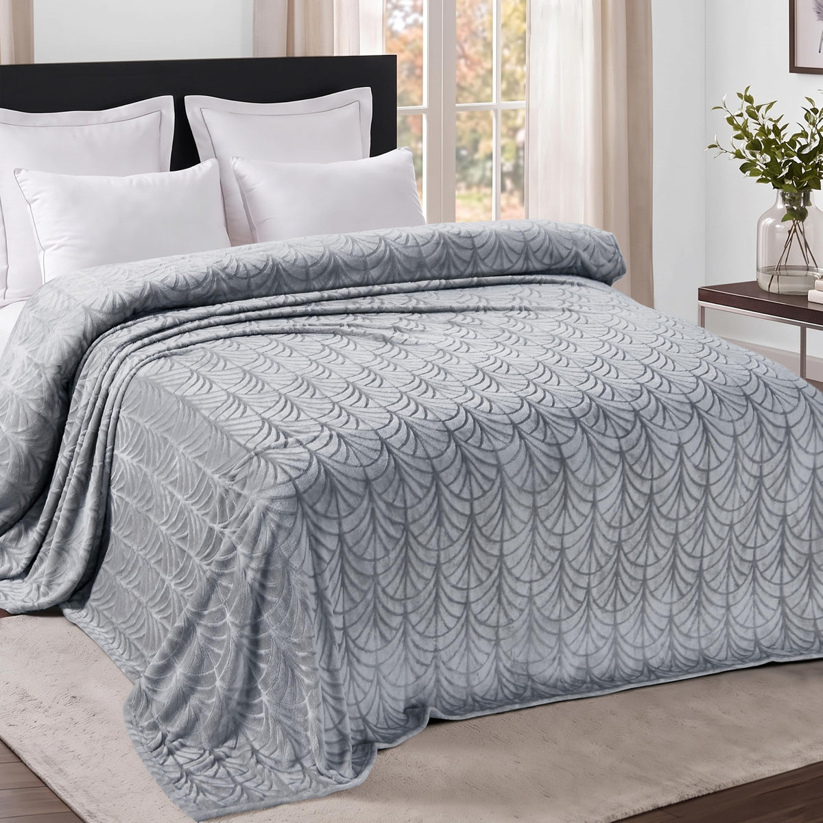Whale Flotilla Soft Flannel Fleece Throw Blanket for Couch, Olive Green