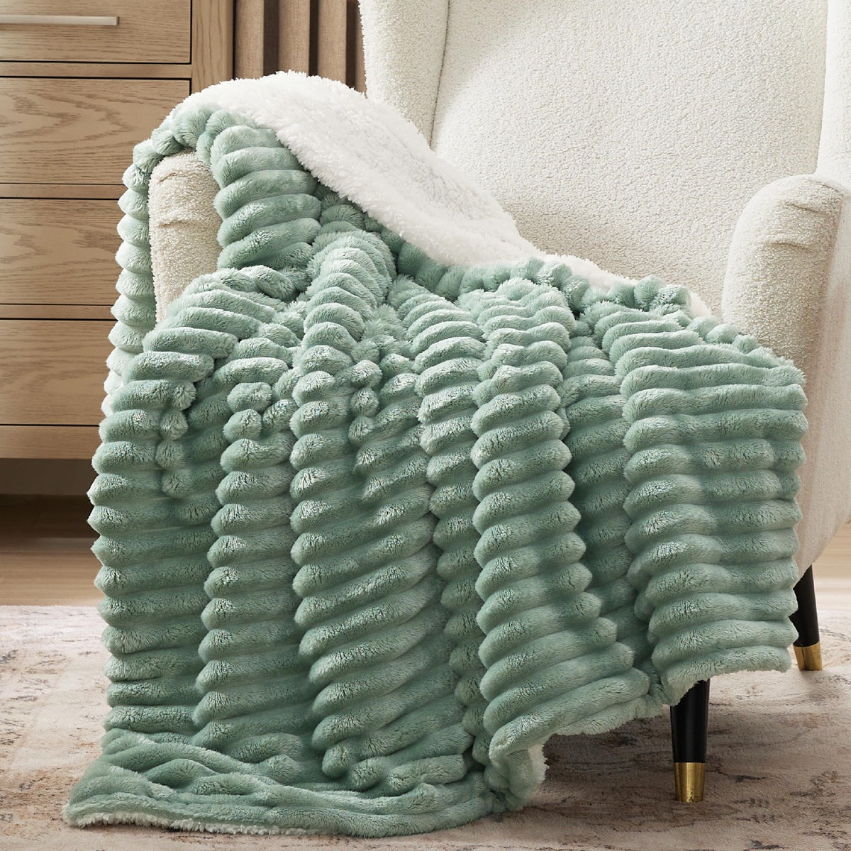 Bedsure Sherpa Throw Blanket for Couch - Super Soft, Comfort Cozy Fleece Thick Warm Blanket for Women, GentleSoft Plush & Fluffy Winter Throw Gift for Women, Room Decor, Beige, 50x60 Inches